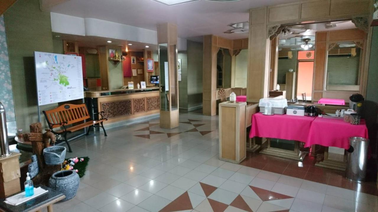 โรงแรมเมืองเพรียวอินน์ Mueang Phriao Inn Hotel Saraburi Exterior photo